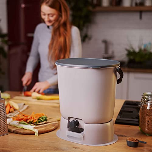 Skaza Küchenkomposter aus recyceltem Kunststoff – BOEssential + Basis 15,3 l hellgrau