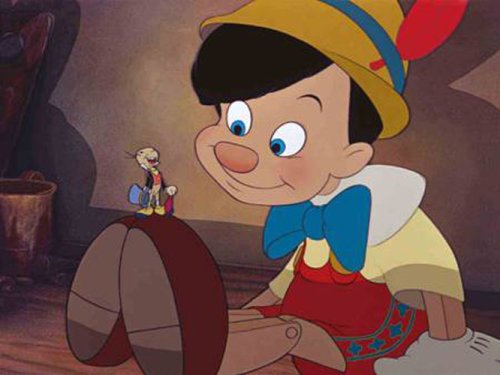 Pinocchio (Two-Disc 70th Anniversary Platinum Edition Blu-ray/DVD Combo + BD Live) [Blu-ray]