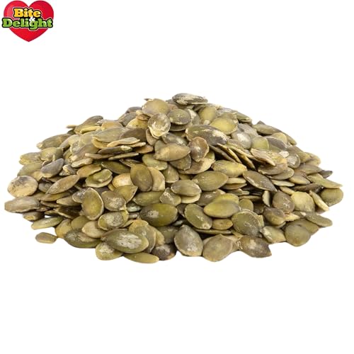 Bite & Delight Kürbiskerne Geschält - Ungesalzen Ungeröstet - Knackige Kürbiskerne - Schalenlos zum Knabbern - Kürbis Kerne Roh ohne Schale - Vegan in Rohkostqualität - Eiweißquelle - 1,5kg