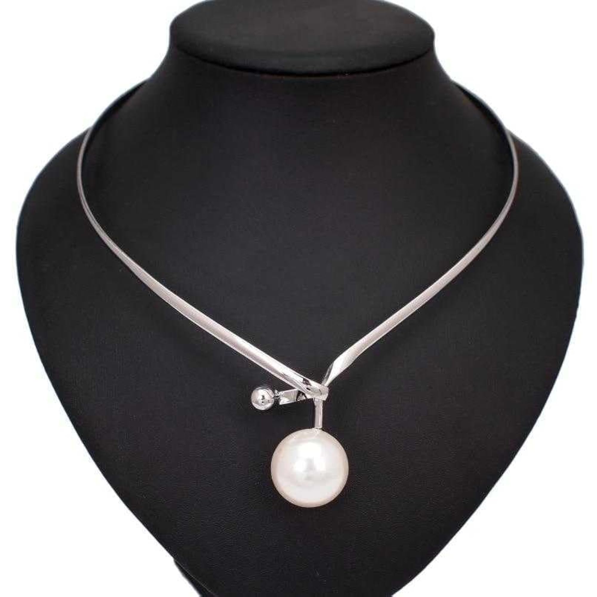 Bling Queen Pearl Choker Statement Necklace