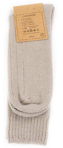 Mens Fine Cashmere and Merino Wool Super Soft and Warm Winter Fluffy Mid-Calf Socks2