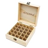 PRESERVAR Y PROTEGER SUS ACEITES: la caja de madera ayuda a proteger y preservar sus aceites de la luz solar dañina y los elementos externos. Viene con un cierre de metal para mayor protección.
