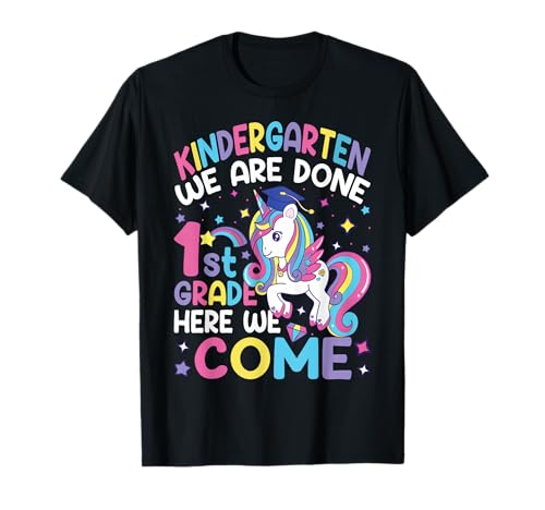 Kindergarten Graduation Cute Unicorn Girls Class Of 2026 T-Shirt