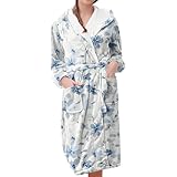 Un peignoir bien pensé qui offre confort et valeur. Il offre suffisamment de chaleur pour les environnements intérieurs typiques britanniques d'hiver. Le design met l'accent sur la facilité d'utilisation et la durabilité à long terme. Un excellent basique pour tous ceux qui recherchent un vêtement d'intérieur confortable et sans tracas.