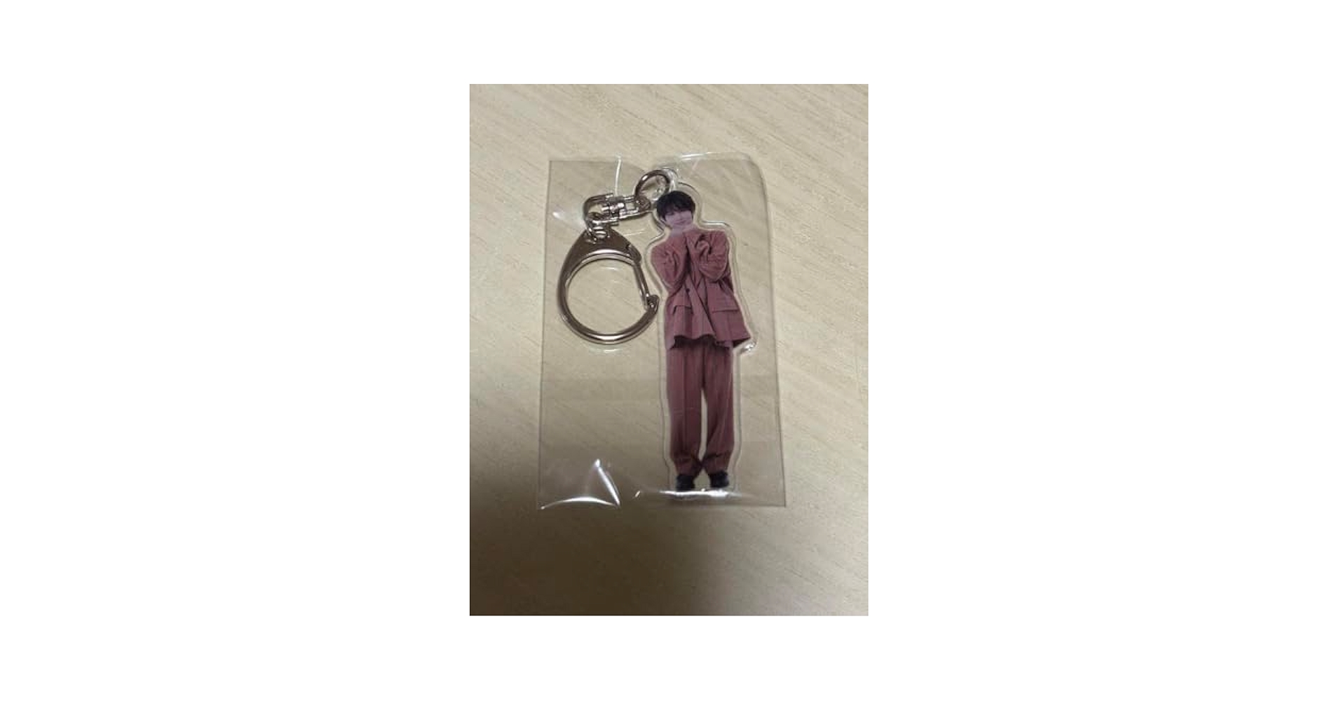 Amazon.co.jp: 超特急 ハル アクキー アクリルキーホルダー お