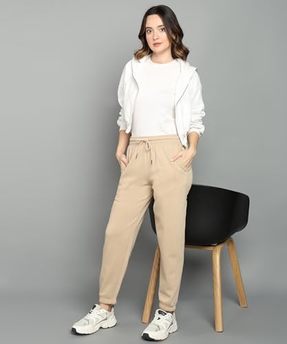 Image of Alan Jones Clothing Women's Regular Fit Mid Rise Fleece Jogger Regular Pants Winterwear