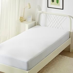 Protège-Matelas Imperméable 90x200cm Bonnet 45cm Amazon Basics