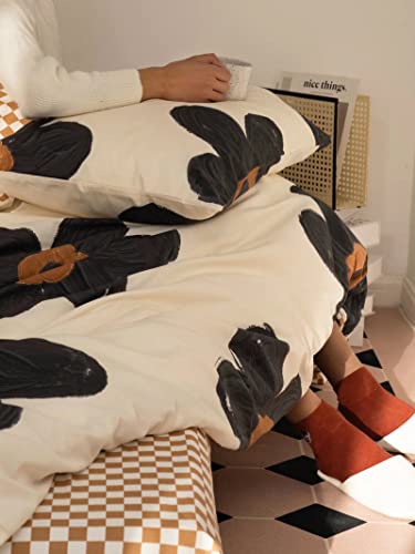 Image of KAREVER Black Floral Comforter Set Black Botanical Bedding King Women Chic Blankets Lightweight Black Sunflower Reversible Bed Comforter Set King Size