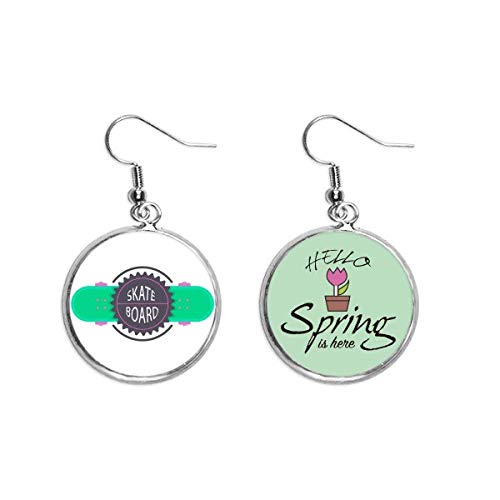 Pendientes de primavera tipo monopatín que solucionan tu look diario informal
