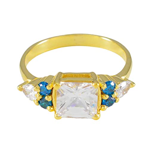 Bague en argent cz et topaze bleue pour illuminer vos tenues de soirée chic