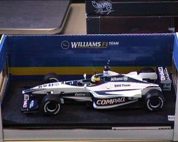 Tamiya - 1:18 - Williams F1 BMW FW22 - Versión de