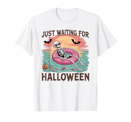 Spooky Summer Skeleton Just Waiting For Halloween Kids Gifts Camiseta
