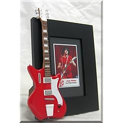 Jack White Miniature Guitar Photo Frame Airline - Les Beatles, Paul McCartney, John Lennon, RIngo Starr, George Harrison Jack White Miniature Guitar Photo Frame Airline – Image 2