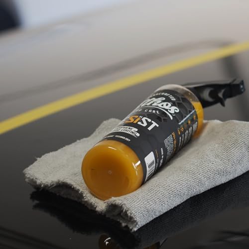 RESIST Graphene Spray Coating - UV Ceramic Coating for Cars - 2-in-1 Hybrid Formula Ceramic Spray Coating for Cars for Incredibly Slick, Glossy Finish - Graphene Ceramic Coating Protection for Car - Image 4