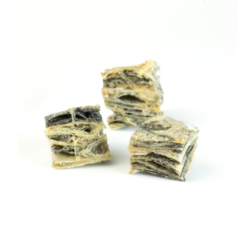SKIPPER'S Crunchy Cod Fish Skin Cubes - All Natural & Single Ingredient Baked Cod Skin Dog Treats, Rich in Omega 3, Hypoallergenic Crunchy Bites, Gluten Free Treat Great for Cleaning Teeth | (7.05 Oz)