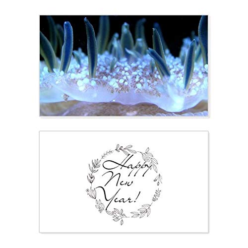 Tarjeta de Año Nuevo Ocean Blue Jellyfish con acabado elegante y diseño artístico marino 1