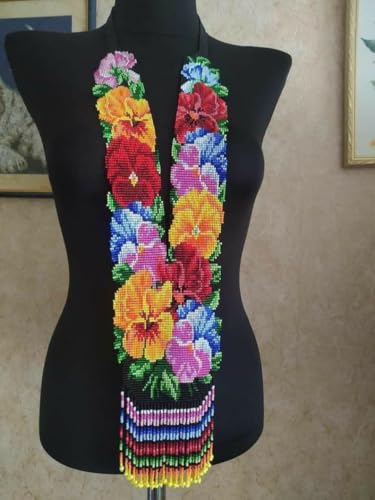 Collier Gerdan ukrainien motif hibiscus perles de rocaille multicolores