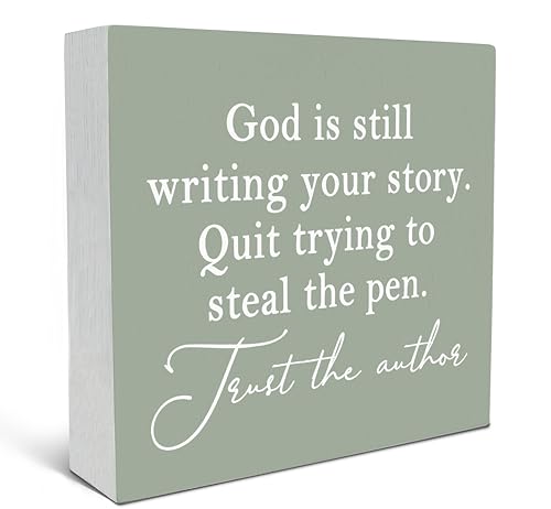 SRADMO God Is Still Writing Your Story, Room Decorative Bible Verse Decor, Christian Decorations Green Wooden Box Decor for Home Office, Inspirational Sign Table Decorative Accessories