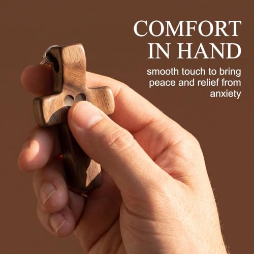 FIQLUL 2 Pièces Porte-clés Croix en Noyer Noir, Pendentif Croix en Bois Naturel pour Homme et Femme, Petit Crucifix de Poche pour Clés et Sac, Cadeau Religieux Chrétien pour Baptême et Communion – vue 6