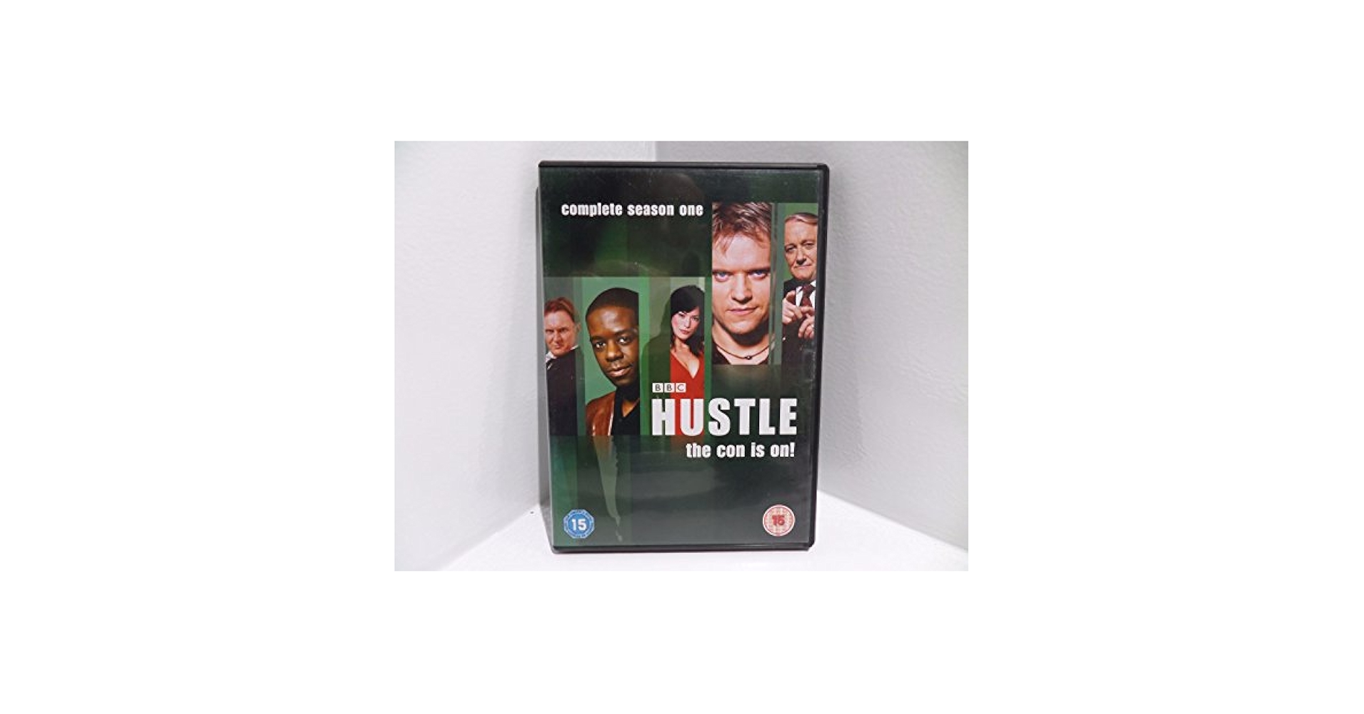 (未使用･未開封品)Hustle: Complete Season One [DVD] Amazon.com: Hustle : Complete BBC Series 1 [2004] [DVD