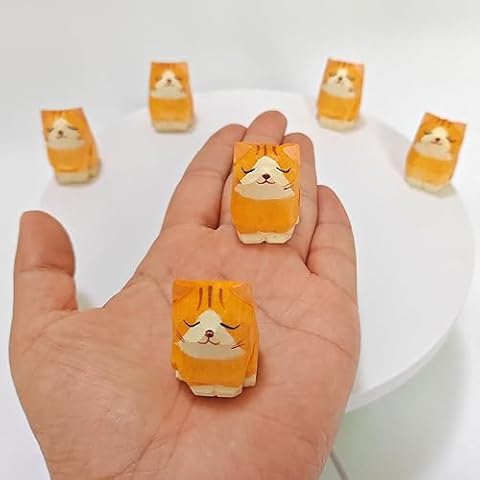 Aeseark Wooden Cat Figurines-Handmade Animal Model,Cat Statues, Kitten Statues,Unique Art Carving,for Decoration, Collection (1 pcs cat) Cover