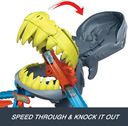 Hot Wheels Toy Car Track Set, City Shark Chomp Beach Playset with 1:64 Scale Die-Cast Vehicle. 2 Ways to Play, Knock Out the Shark or Get Eaten — view 6