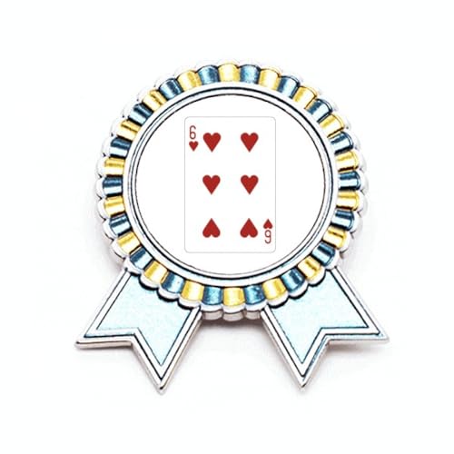 Broche en forme de cœur style poker pour sublimer un blazer