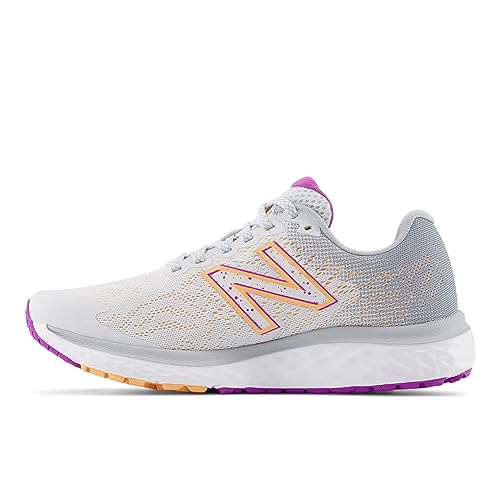 Image of New Balance Women's 520 V8 Shoes