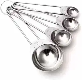 Mimo Style Conjunto de 4 Colheres Medidoras, Próprias Para Ingredientes Secos ou Líquidos, Possui Marca de Capacidade Nas Alças, Produto Leve e Fácil de Manusear, Material de Aço Inox de Qualidade