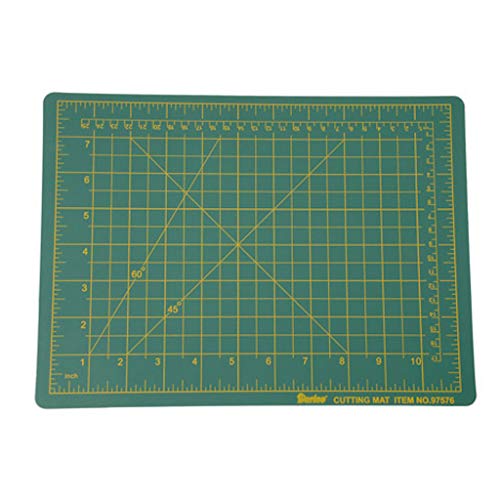 Darice 9-Inch-by-12-Inch Green Cutting Mat, Grade A