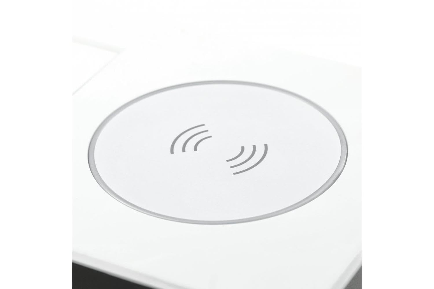 GTV Gniazdo meblowe AVARO Plus, ładowarka indukcyjna 5 W, USB-A i USB-C, kompaktowe rozmiary, kolory: biały, czarny, aluminium, idealne do domowego biura i pomieszczeń komercyjnych