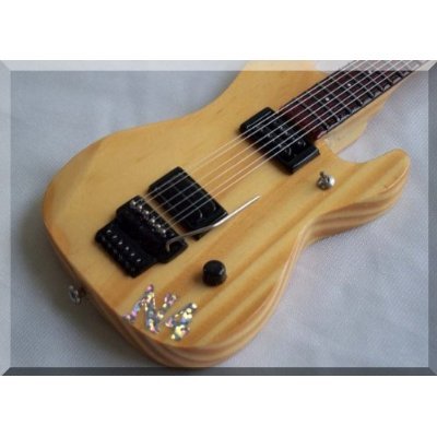NUNO BETTENCOURT Miniature Mini Guitar Washburn