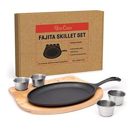 Uno Casa Cast Iron Fajita Skillet Set - 9.8x7.3 Inch Pre-Seasoned Sizzling Plate with Wooden Base, Heavy Duty, Induction Fajita Steak Plate, Cast Iron Plate - 4 Stainless Steel Sauce Dips Included