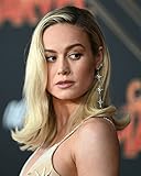 fotos4you Brie Larson 8 x 10 / 8x10 Glossy Photo Picture Image #2