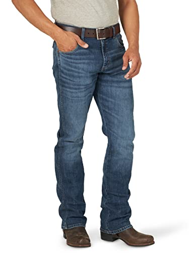Image of Wrangler Men's Retro Slim Fit Straight Leg Jean