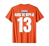 Wenn die Partygruppe am Vatertag auf Mannschaftsfahrt geht & Ihr zum Festival & am Junggesellenabschied feiert, dann ist dieses lustige Gruppenoutfit genau der richtige Partnerlook für dich & deine Kumpels. Das Holland Sauf Trikot zum Männerabend & JGA.