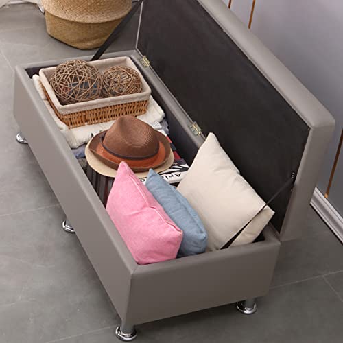Banc de rangement capitonné à boutons pour un intérieur cosy