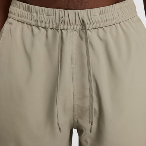 Short de running Nike Form Dri-Fit haut de gamme, conçu en polyester léger et résistant