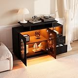 DESIGN MODERNE AVEC ÉLÉMENTS EN VERRE : La porte ovale en verre trempé associée à des façades brillantes confère à ce vaisselier une allure futuriste et raffinée. Ce meuble de cuisine redéfinit le style contemporain tout en s’intégrant harmonieusement dans les intérieurs modernes ou industriels.
