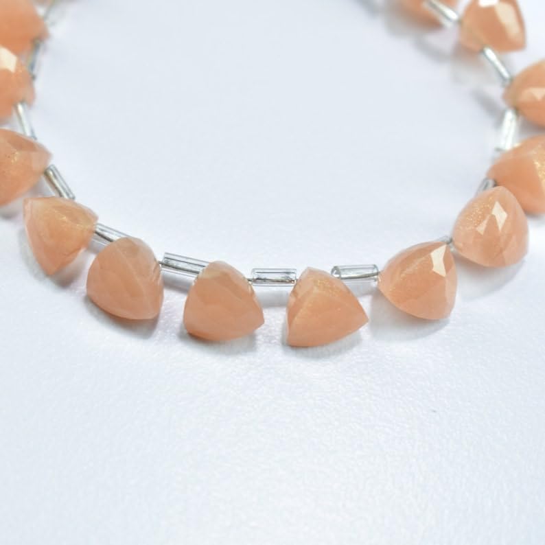 Naturalny brzoskwiniowy kamień księżycowy, trylion fasetowanych koralików, 7,5-8 mm, długość 15 cm, do produkcji biżuterii, koraliki z kamieni szlachetnych do naszyjnika, bransoletki