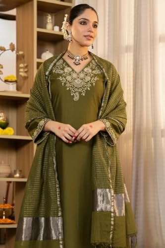 Image of Klosia Women Embroidery Solid Straight Kurta and Pant Set with Dupatta