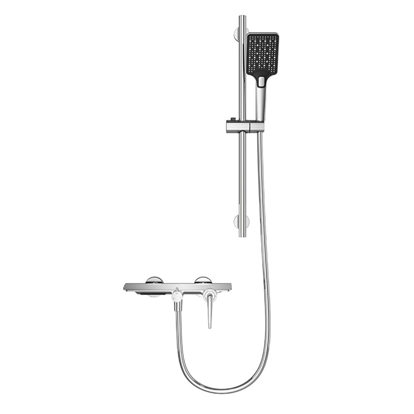 Boucheur de douche gris et robinet baignoire tapisseur or avec douchette