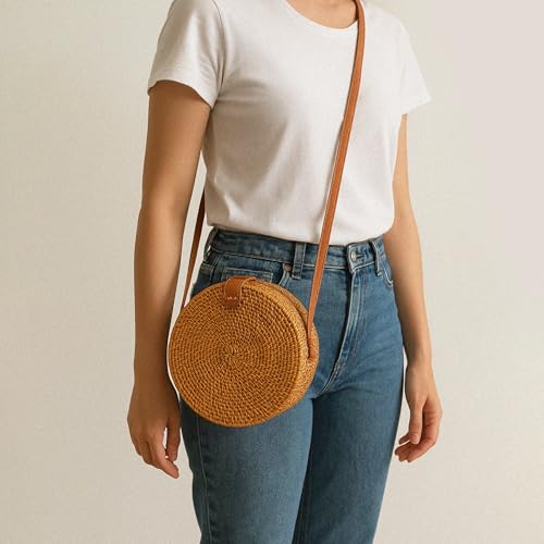 Image of Handwoven Round Rattan Purse Crossbody - Straw Basket Wicker Bag for Women - Circle Summer Handbag