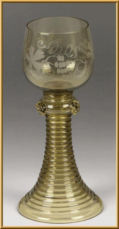 【レーマー杯　ヴァルトグラス】 ドイツ森林ガラス　民藝硝子 Amazon.co.jp: ドイツ民藝硝子【スパンステムレーマー杯】ヴァルト