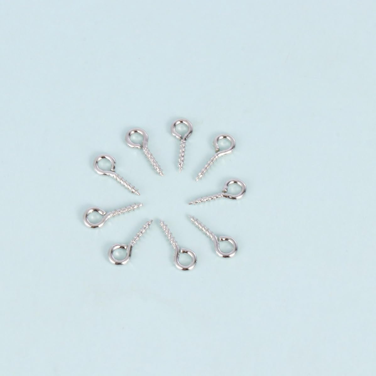 Multi-Purpose Sheep Eye Socket Hooks Screws Kit Made of Sturdy Plating Iron Easy Installation for Wood Crafts and Wood Tags, Includes About 600 Round Threaded Hooks Random Color