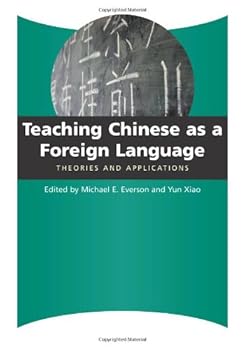 Paperback Teaching Chinese As a Foreign Language: Theories and Applications (Chinese and English Edition) [Chinese] Book
