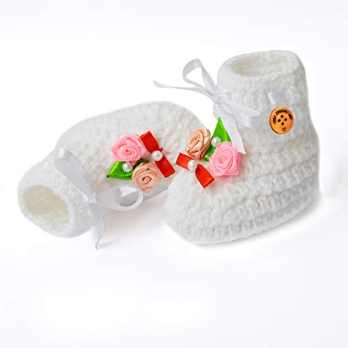 Image of Crochet baby booties Baby shoes - White (6 to 12 Months)