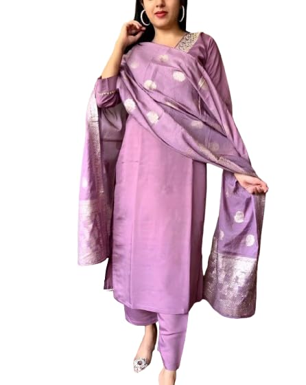 Image of Women's Chanderi Silk Kurti with Rayon Slub Pants & Dupatta | Printed Three-Quarter Sleeve Ethnic Set