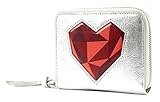 liebeskind metallic Die LIEBESKIND BERLIN Geldbörse ist einfach ein praktischer Helfer in Ihrem Alltag, denn sie lässt sich sicher mit einem Zipper schließen und im Inneren ist ein perfekt organisiertes Innenleben. Im schicken Design ist die Geldbörse außerdem ein begehrter Begleiter. Maße: 12 x 10 x 2 cm
