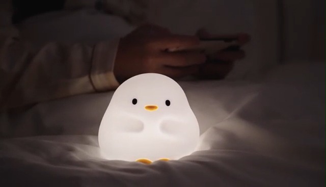 Image of Rytinazzz Silicone Night Light for Baby, 50H Long Battery Duck Lamp, Gift for Kids, Soft Safe Nursery Light, Rechargeable Tap Control, Dimmable Bedside Lamp